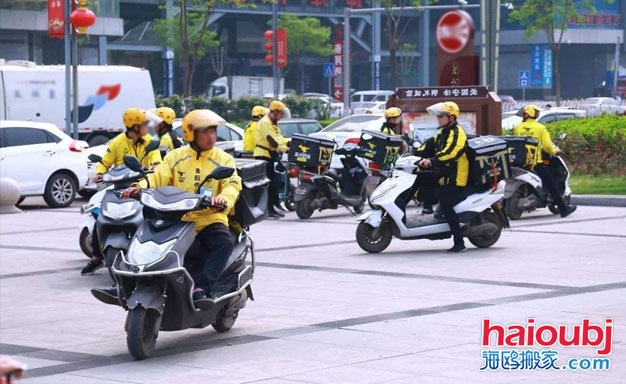 昆明電動(dòng)車新規(guī)定出爐，從今起開始登記云A牌照才能上路行駛.jpg